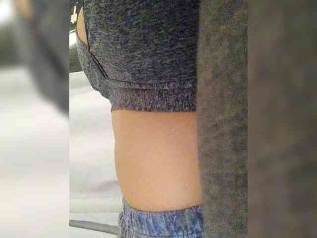 ZoeCamils webcam
