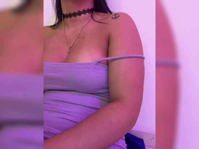 ZoeCamils webcam