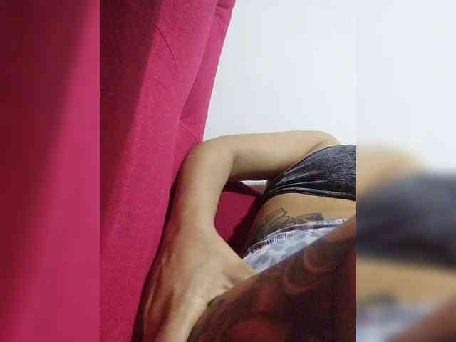 ZoeCamils webcam