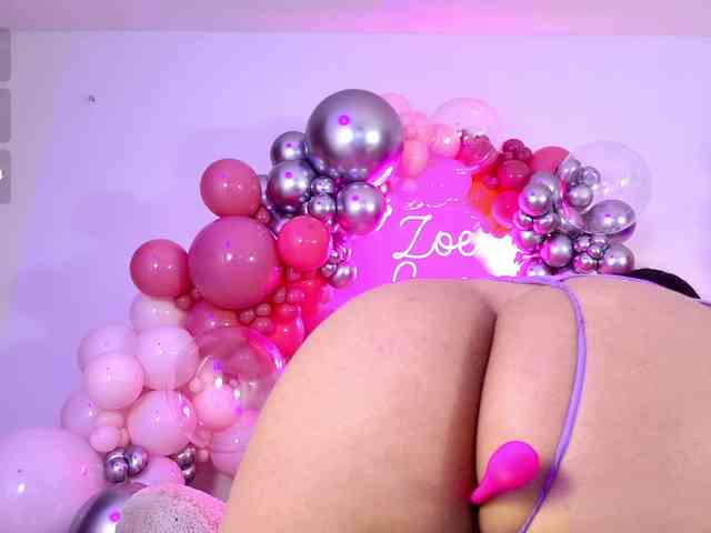 ZoeCamils webcam