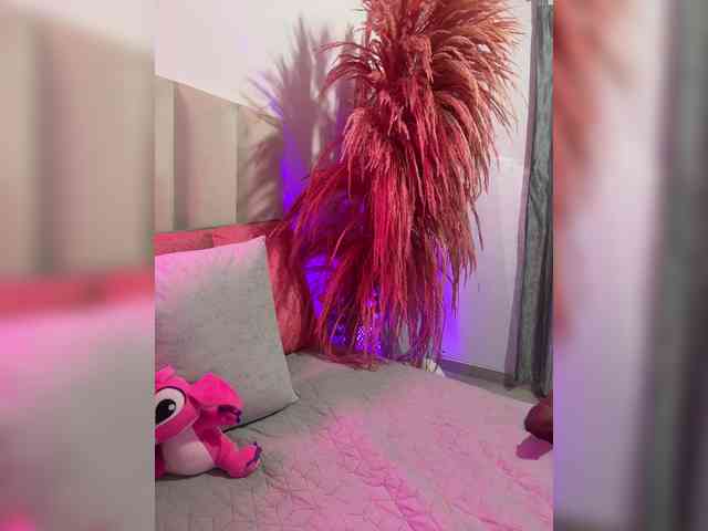 ZoeCamils webcam