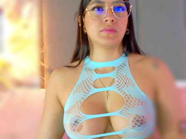 ZoeCamils webcam