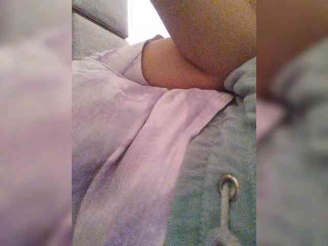 ZoeCamils webcam