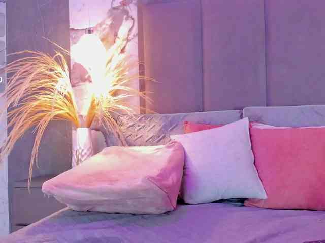 ZoeCamils webcam