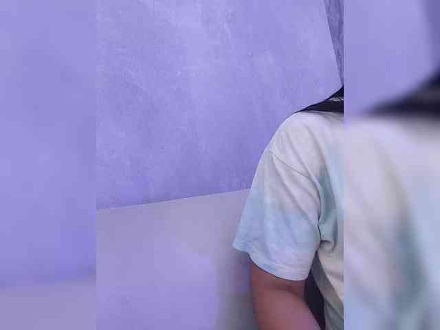 ZoeCamils webcam