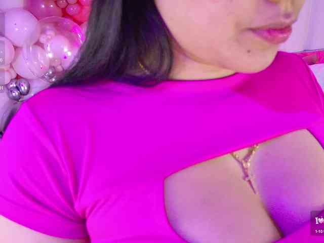 ZoeCamils webcam