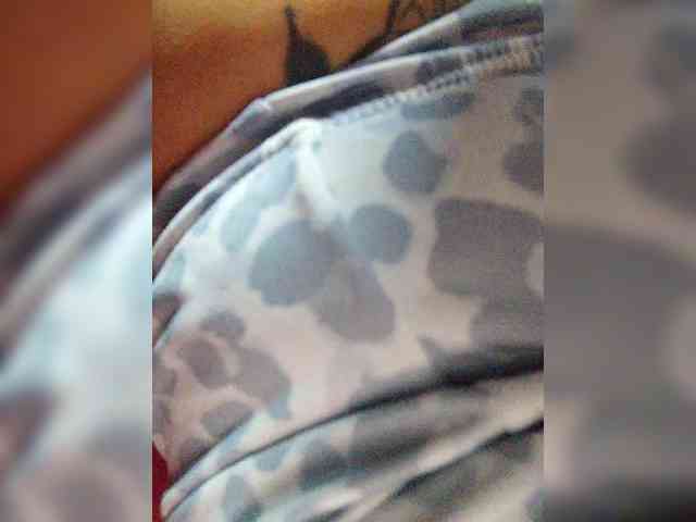 ZoeCamils webcam