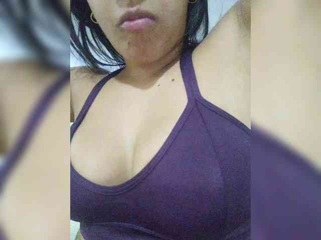 ZoeCamils webcam