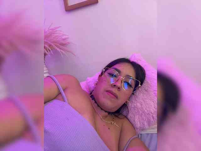 ZoeCamils webcam