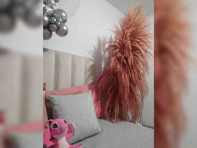 ZoeCamils webcam