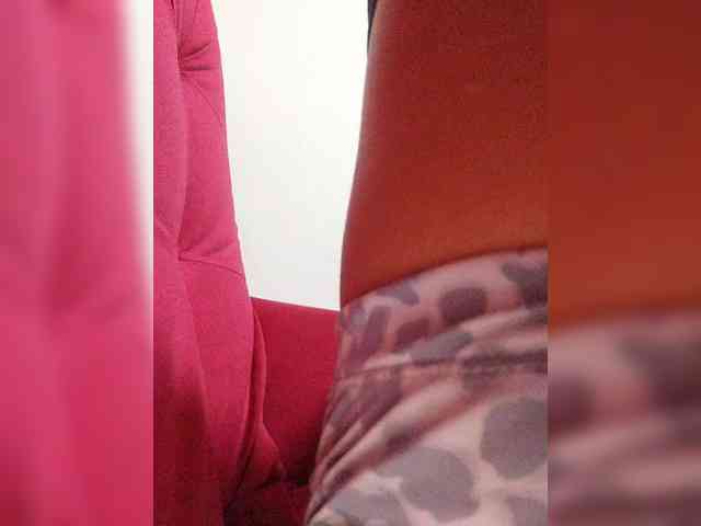 ZoeCamils webcam