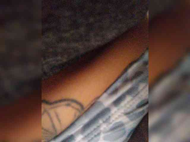 ZoeCamils webcam