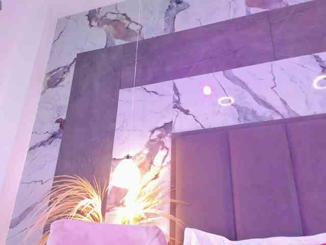 ZoeCamils webcam