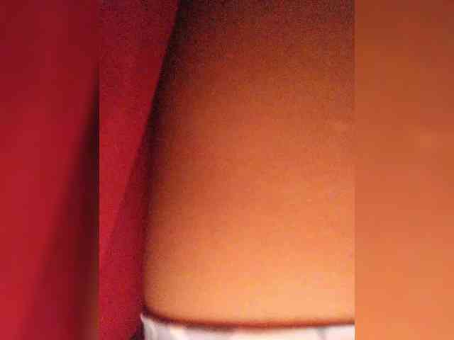 ZoeCamils webcam