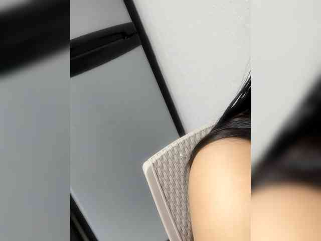 ZoeCamils webcam
