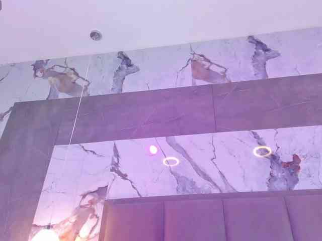ZoeCamils webcam