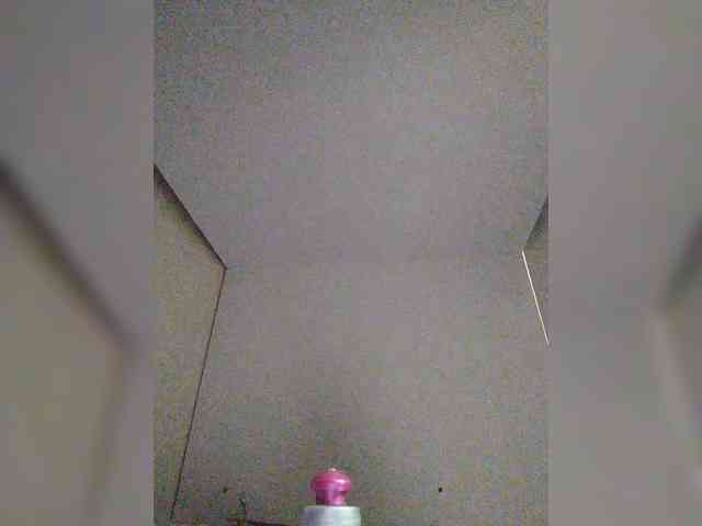ZoeCamils webcam