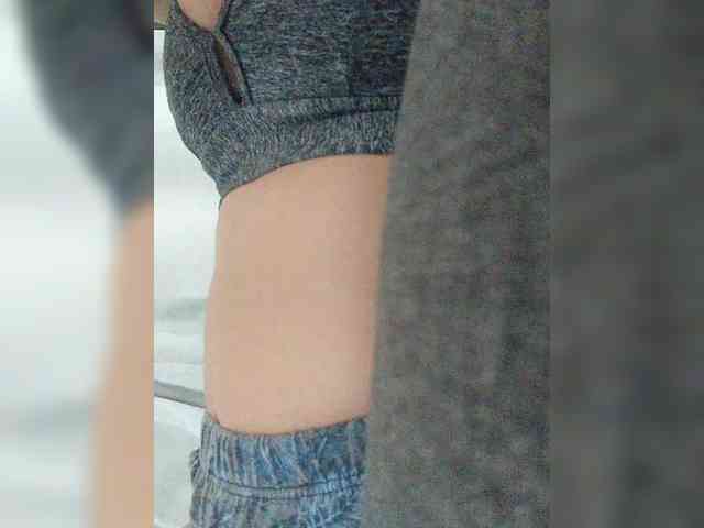 ZoeCamils webcam