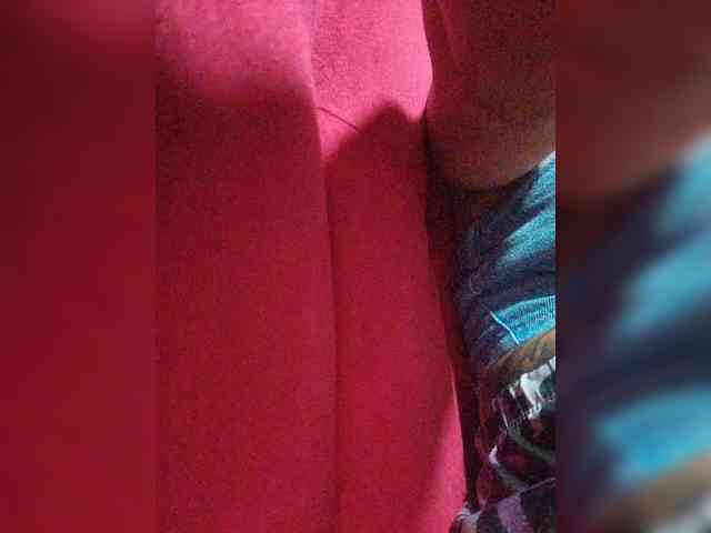 ZoeCamils webcam