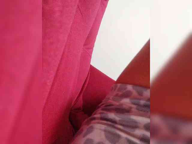 ZoeCamils webcam