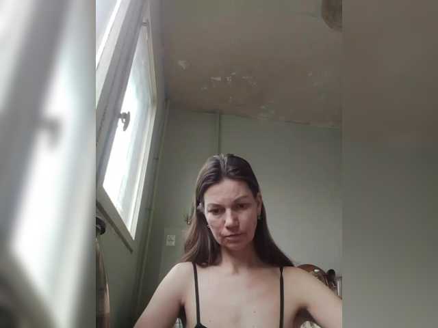 zvezda2511's BongaCams show and profile