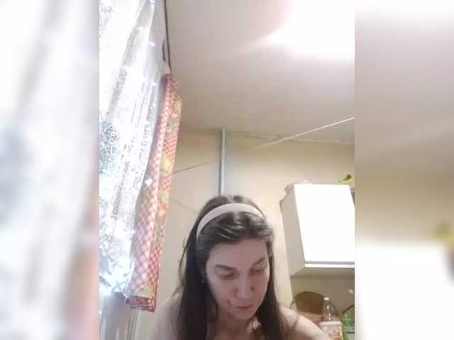 zvezda2511's BongaCams show and profile