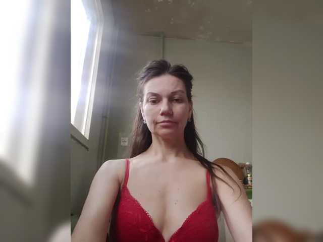 zvezda2511's BongaCams show and profile