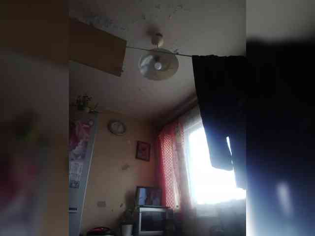 zvezda2511 Live Webcam on BongaCams