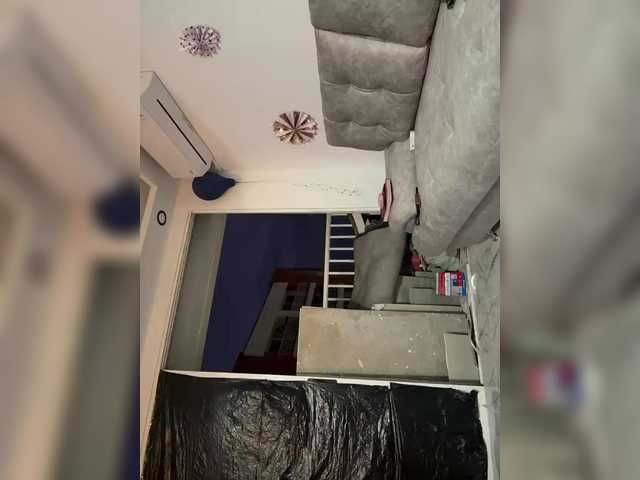 lucygirl- live cam profile