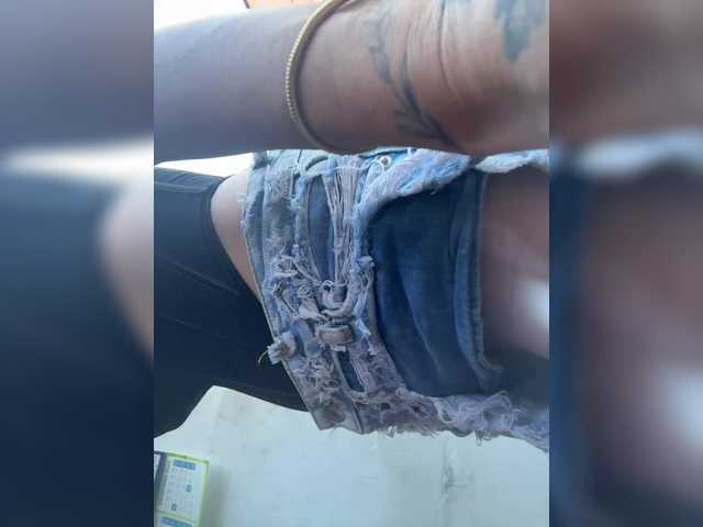 lucygirl-'s BongaCams show and profile