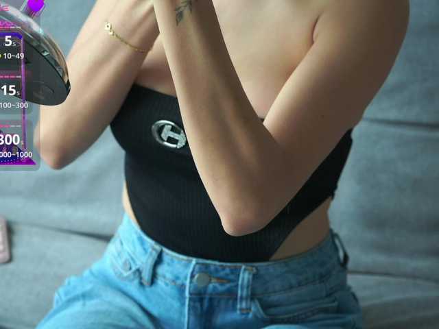 lucygirl-'s BongaCams show and profile