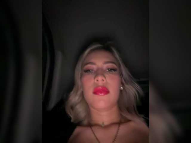  lucygirl- chat room