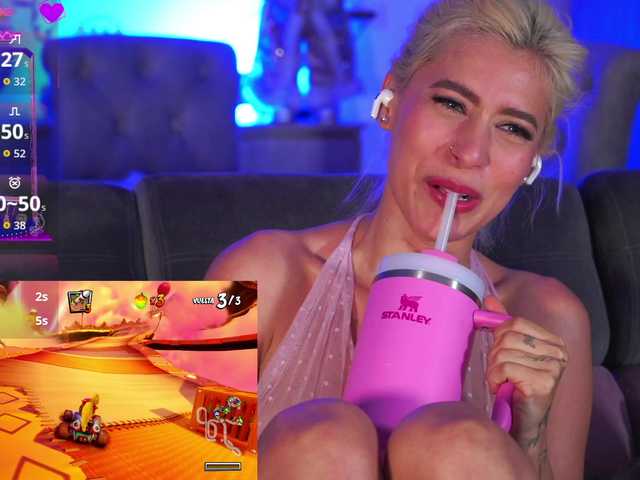 lucygirl-'s BongaCams show and profile