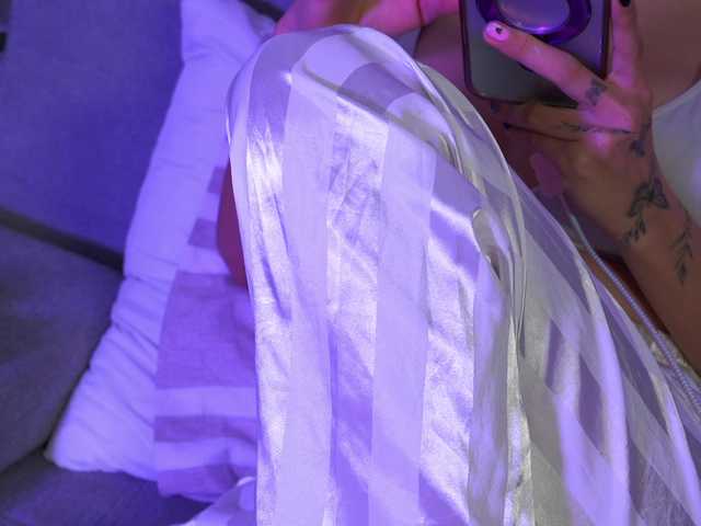 lucygirl-'s BongaCams show and profile