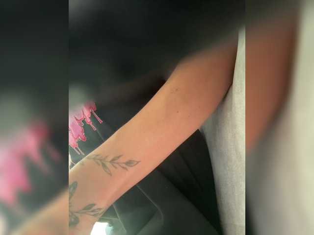 lucygirl-'s BongaCams show and profile