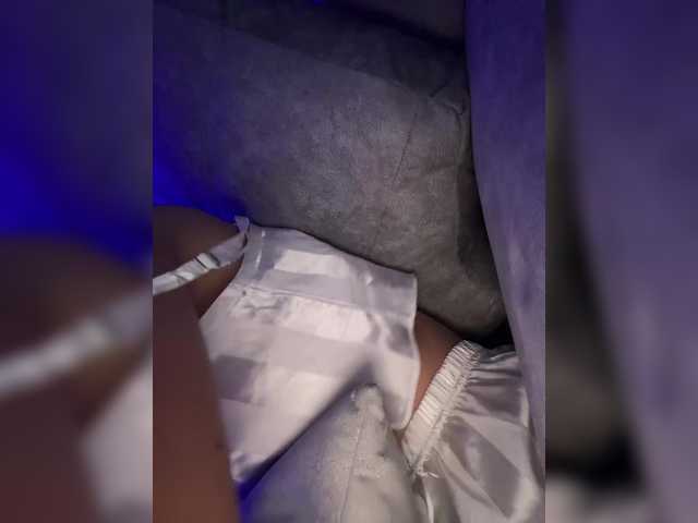 lucygirl-'s BongaCams show and profile