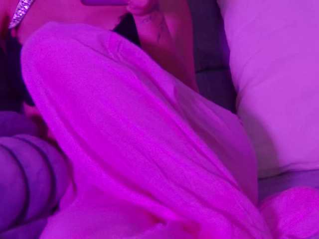 lucygirl-'s BongaCams show and profile