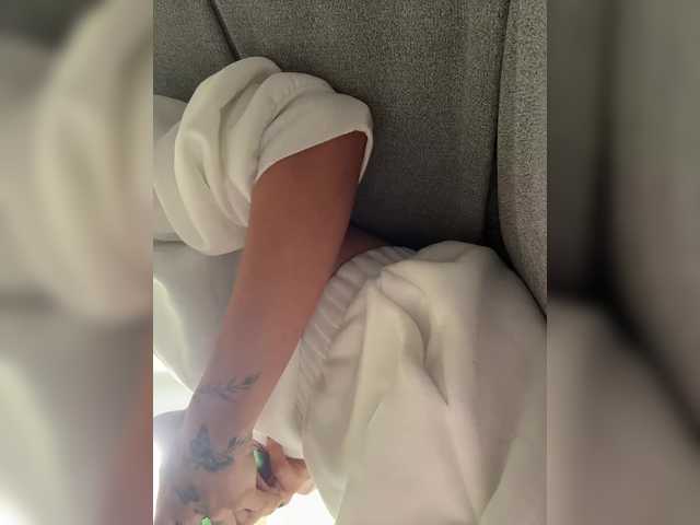 lucygirl-'s BongaCams show and profile