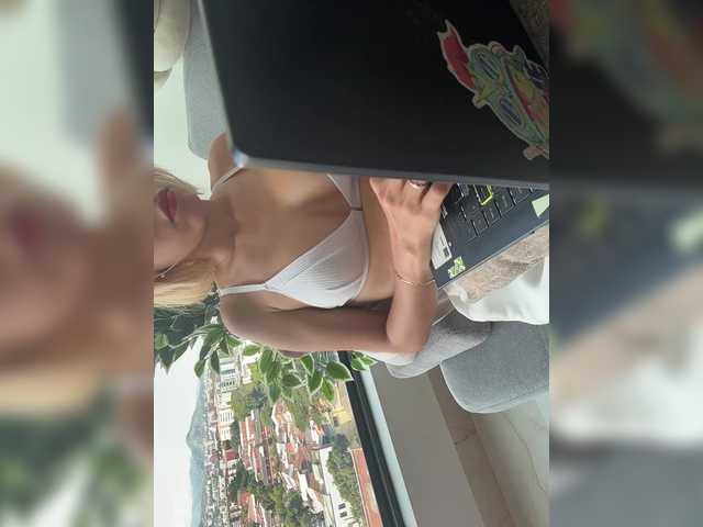 lucygirl-'s BongaCams show and profile