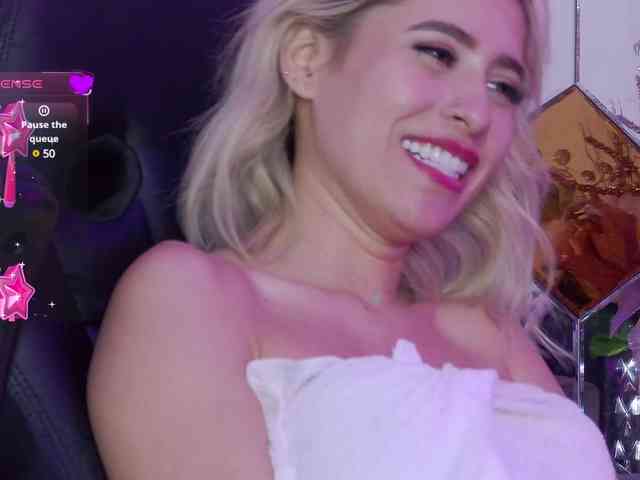 upskirt webcam Lucygirl-
