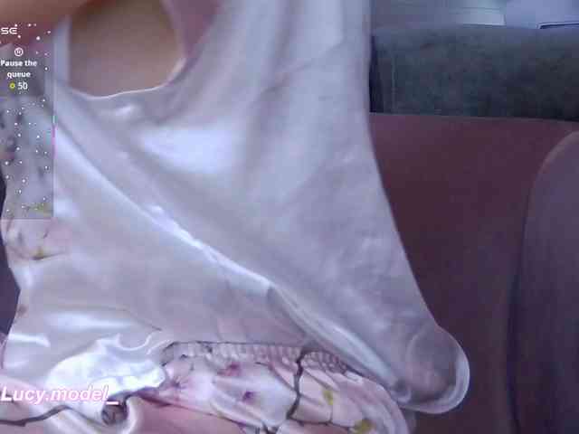 LucyRouse webcam