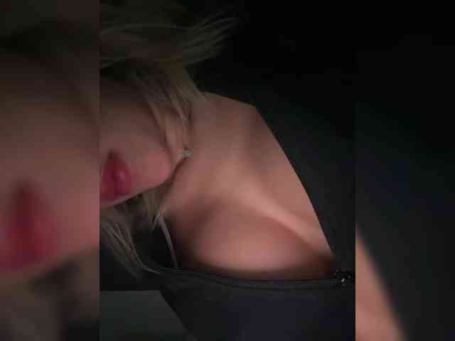 LucyRouse webcam