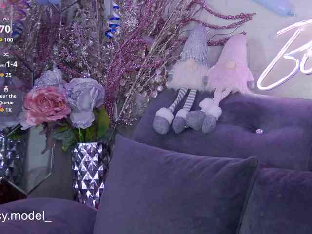 LucyRouse webcam