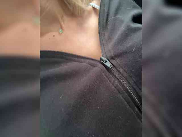 LucyRouse webcam