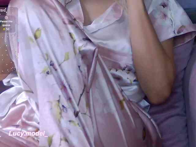 LucyRouse webcam