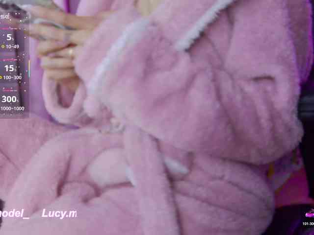 LucyRouse webcam