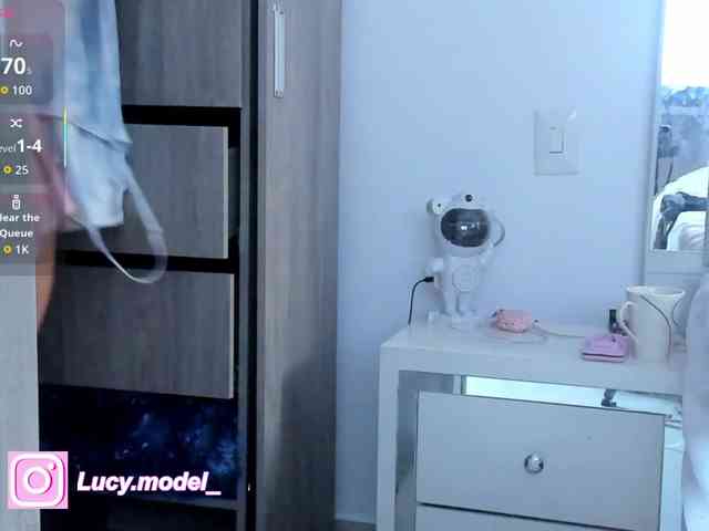 LucyRouse webcam