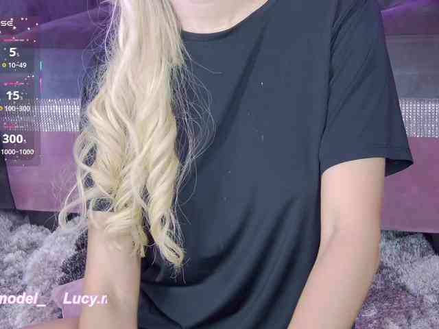 LucyRouse webcam