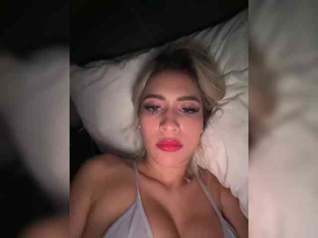 LucyRouse webcam