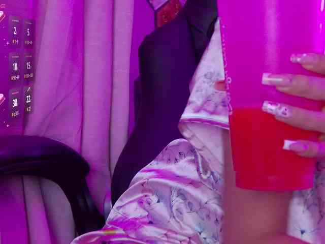 LucyRouse webcam